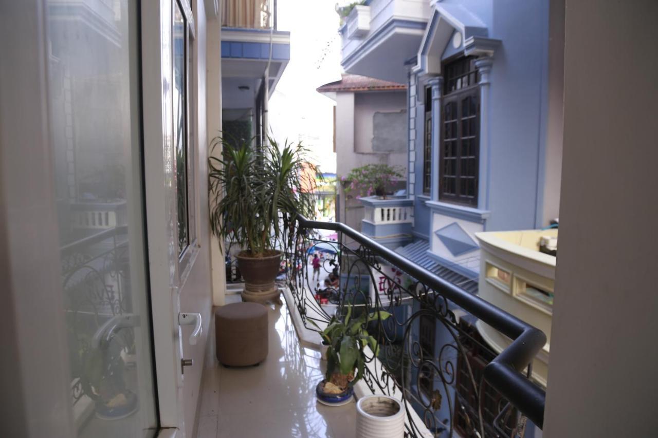 Moon & Sun Hotel Hue Exterior foto